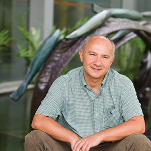 Artur Ekert gives radio listeners the low-down on quantum technologies
